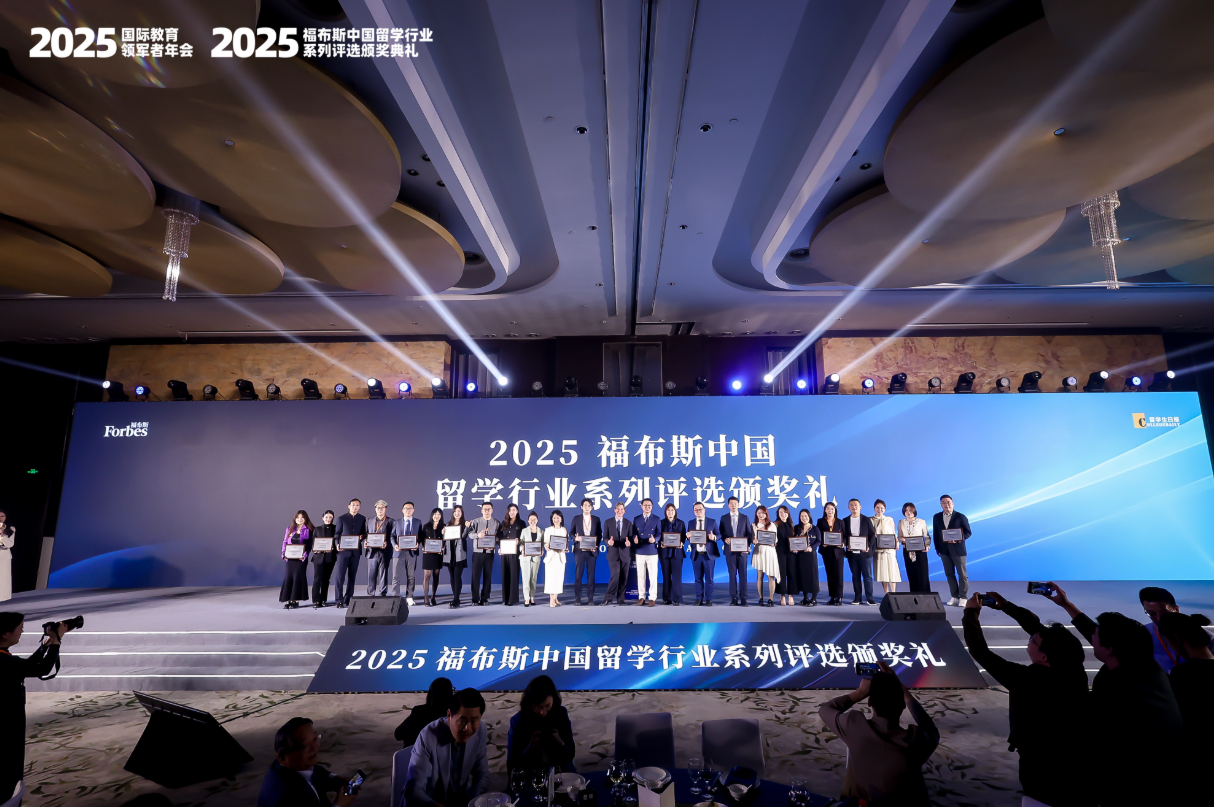 地区解码|先理知学REAL PhD:香港与新加坡博士留学申请多维度解析